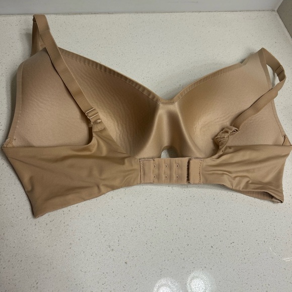 Gap Body Seamless Tan Bra 36C - Picture 4 of 6